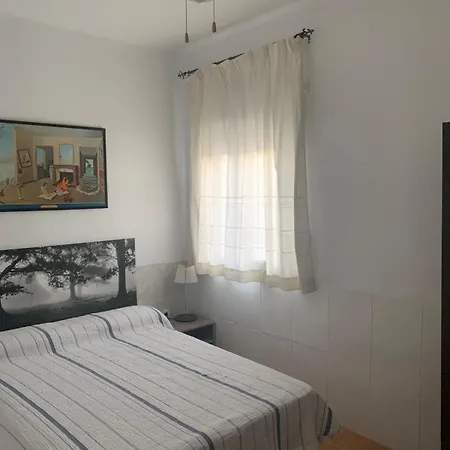 Ideal Familias Con Jardin Grande Y Piscina Privada