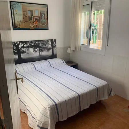 Ideal Familias Con Jardín Grande Y Piscina Privada * Les Tres Cales