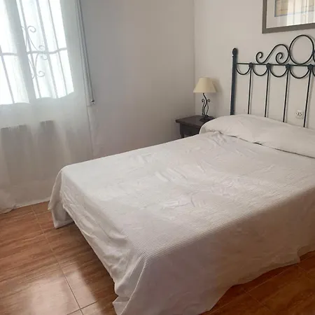 Ideal Familias Con Jardin Grande Y Piscina Privada 度假居 *